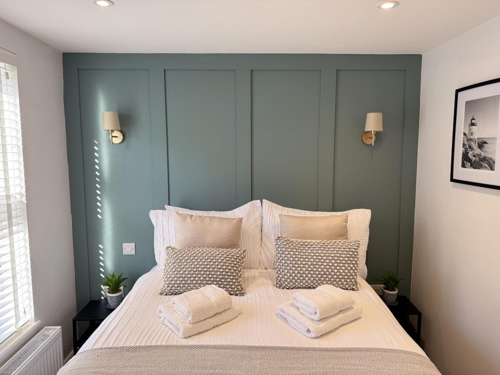 Driftwood House - Luxury Dog-Friendly Townhouse In Cowes, Steps From Marina Villa คาวส์ ภายนอก รูปภาพ
